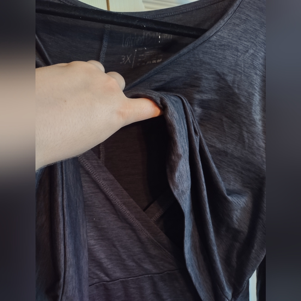 Latched Mama active long sleeve
